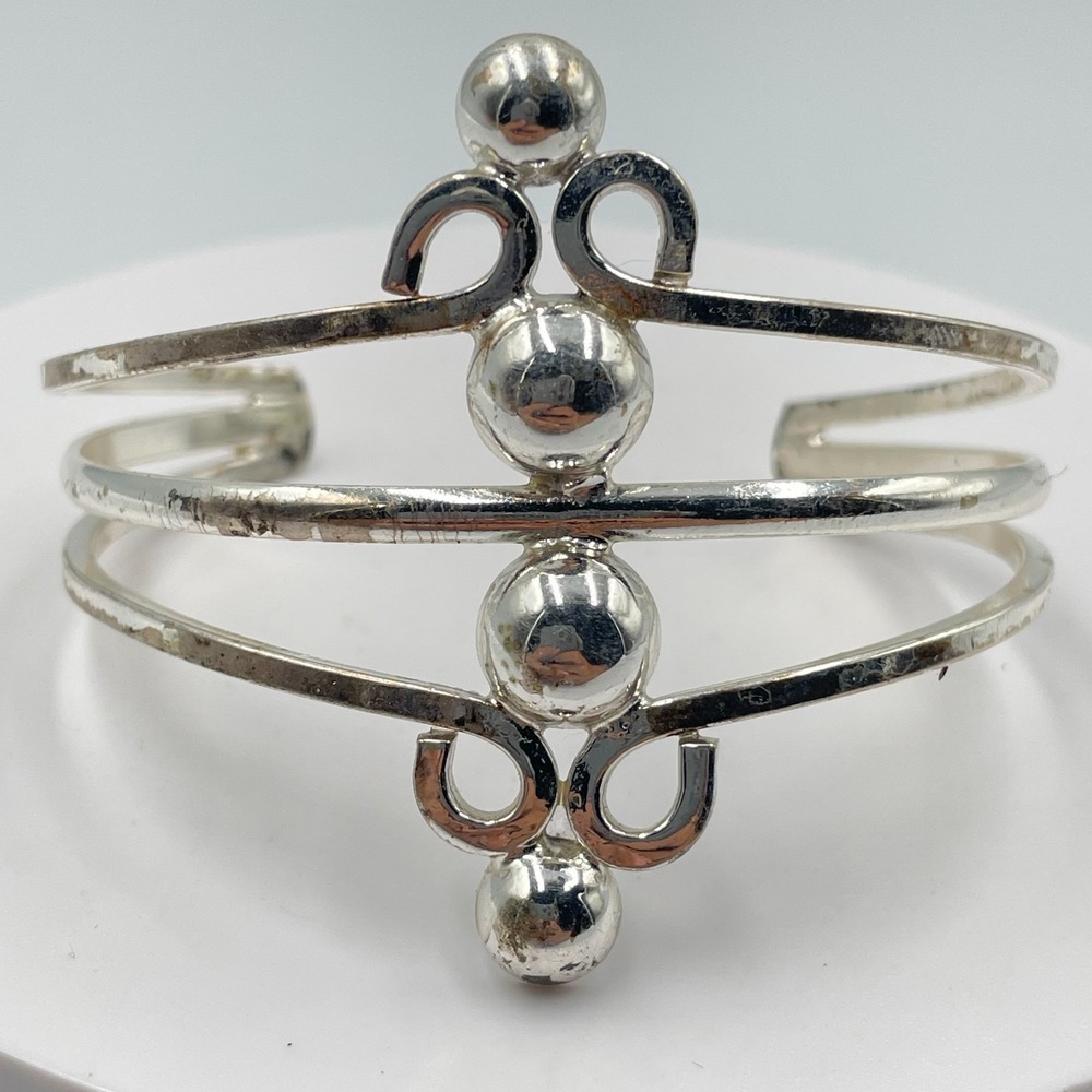 Vintage Y2K Silver Tone Multi Strand Ball Cuff Bracelet Retro Geometric Boho